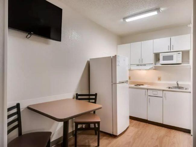 Birch Hill Suites Kansas City - Independence Ngoại thất bức ảnh