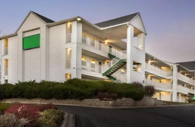 Birch Hill Suites Kansas City - Independence Ngoại thất bức ảnh