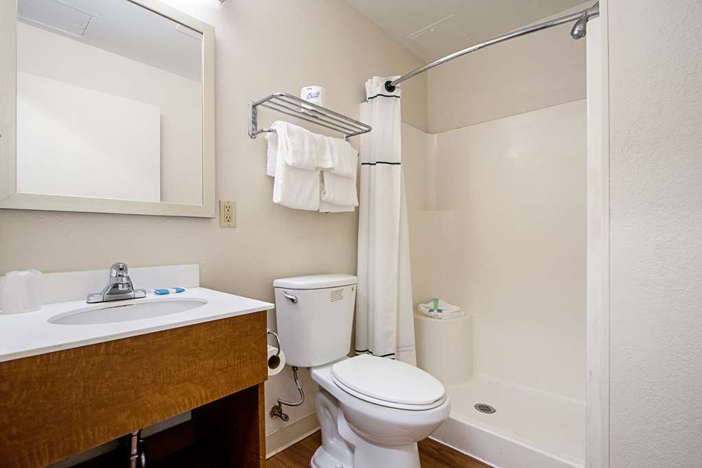 Birch Hill Suites Kansas City - Independence Phòng bức ảnh