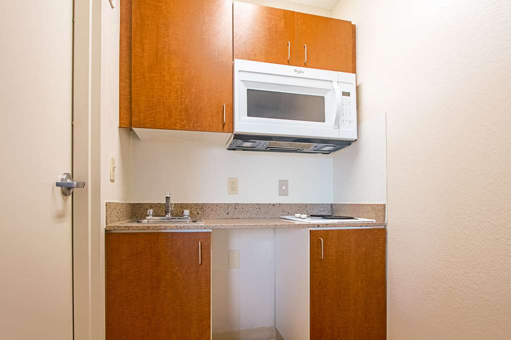 Birch Hill Suites Kansas City - Independence Phòng bức ảnh
